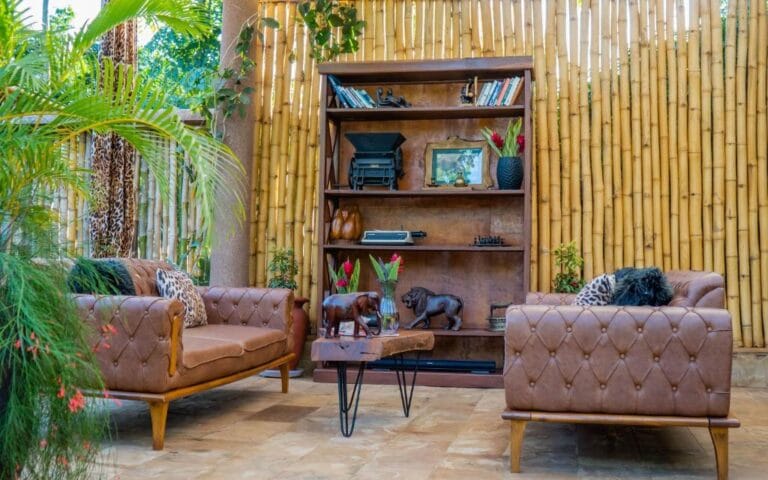 tulivu kilimnjaro retreat lounge