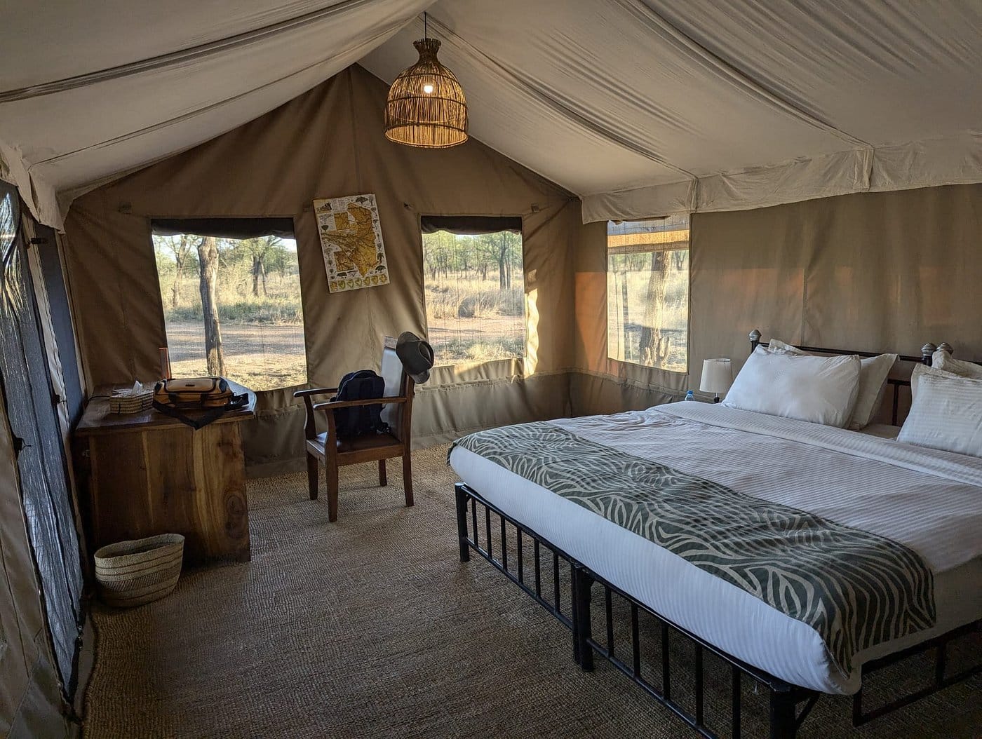 slaapkamer Kon Tiki Camp Serengeti