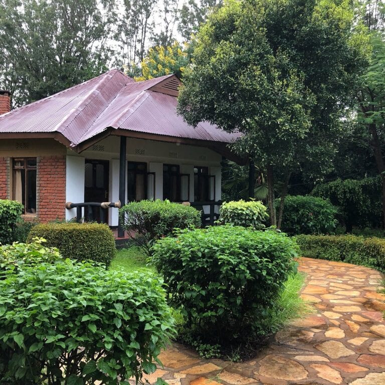 Cottage Bougainvillea Safari Lodge